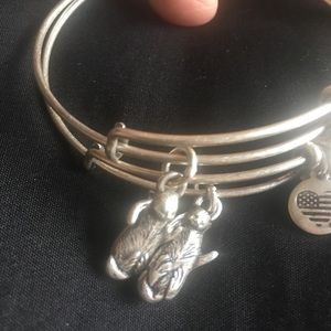 alex + ani Charity by Design Side by Side Otters